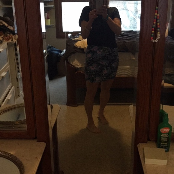 Knit skirt - Picture 3 of 3